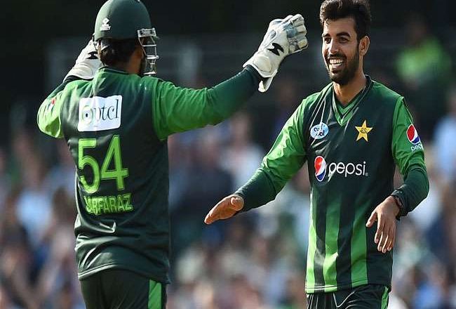 पाकिस्तान टी-20 टीम से बाहर आमिर, इमाद वसीम की वापसी