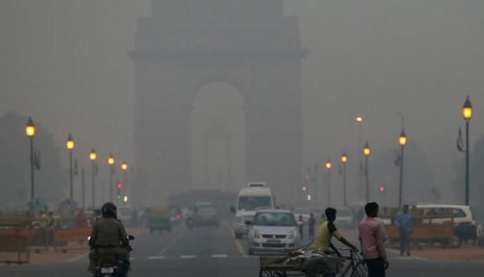 दिल्ली में धुंधभरी सुबह, वायु गुणवत्ता 'बेहद खराब'