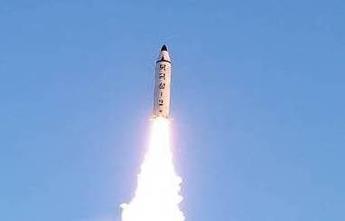 'अमेरिकी विरोध के बावजूद ईरान मिसाइल परीक्षण जारी रखेगा'