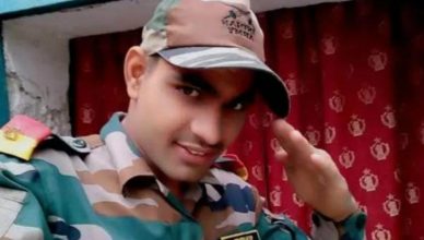 सेना के 50 जवानों को हनी ट्रैप में फंसा रही थी ISI एजेंट, खुफिया जानकारी लीक करने वाला जवान गिरफ्तार Indian Army jawans Honey trapped by Pakistan ISI Jaisalmer Rajasthan | Newsd