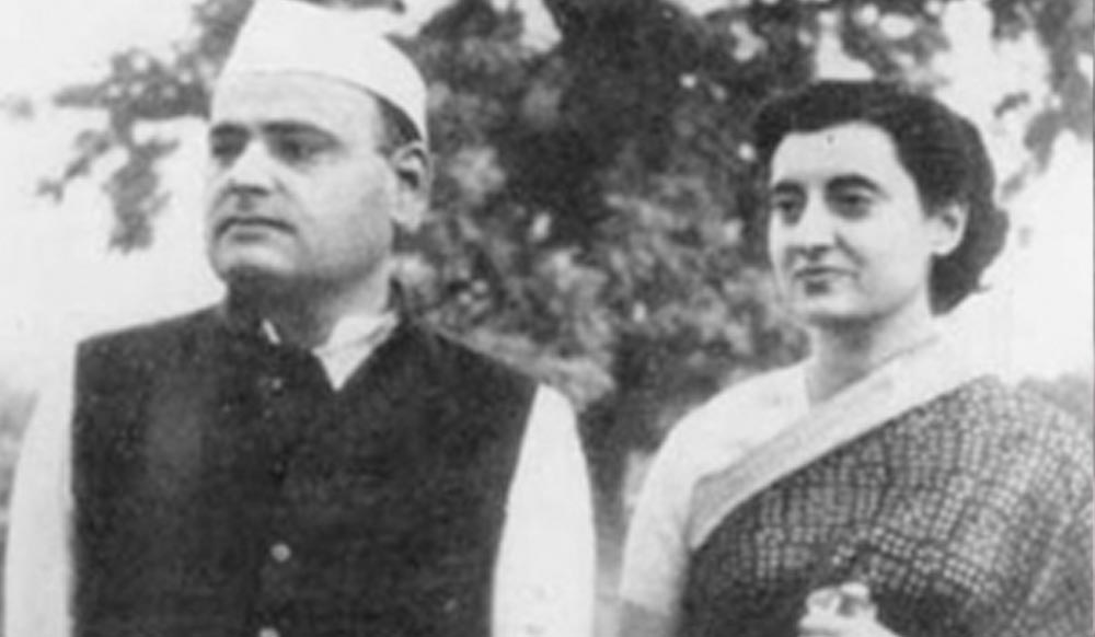 Priyanka Gandhi Vadra enters in active politics take a look at nehru gandhi family tree political lineage