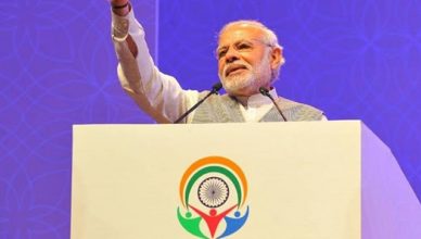 प्रवासी भारतीय दिवस: प्रधानमंत्री मोदी पहुंचे वाराणसी, 5 हजार प्रवासियों को करेंगे संबोधित
