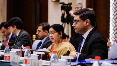 चीन में जारी बैठक में सुषमा ने आतंकवाद पर पाकिस्तान की निष्क्रियता पर उठाए सवाल