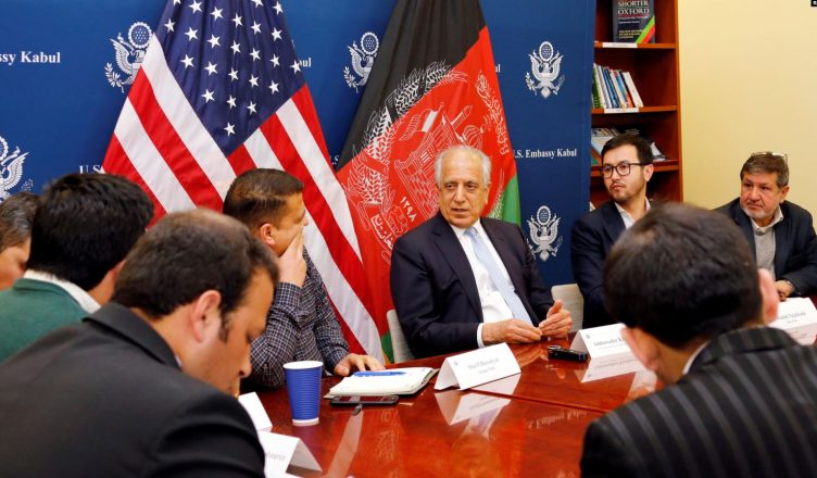 तालिबान का सह-संस्थापक अमेरिका के साथ वार्ता के लिए कतर पहुंचा