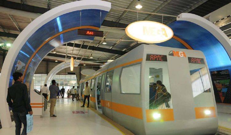 पीएम मोदी ने अहमदाबाद के लोगों को दिया मेट्रो का तोहफा