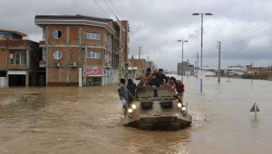 ईरान में बाढ़ का कहर, 30 की मौत और सैकड़ों घायल
