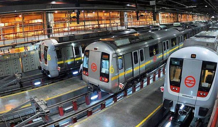 होली पर दोपहर बाद चलेगी मेट्रो, डीटीसी बसों की संख्या भी रहेगी कम