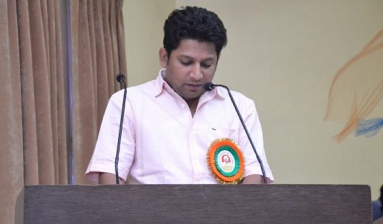 महाराष्ट्र: कांग्रेस नेता राधाकृष्ण पाटिल के बेटे सुजय भाजपा में शामिल
