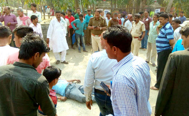 बिहार: अपराधियों के हौसले बुलंद, ब्लॉक ऑफिस पर दो लोगों की गोली मार हत्या