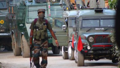 जम्मू एवं कश्मीर : 48 घंटे चली मुठभेड़ में 2 आतंकवादी ढेर, 5 जवान शहीद