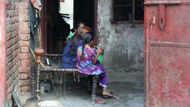 महिला दिवस: दिल्ली के इस इलाके में पति ही पत्नी से कराते हैं जिस्मफरोशी