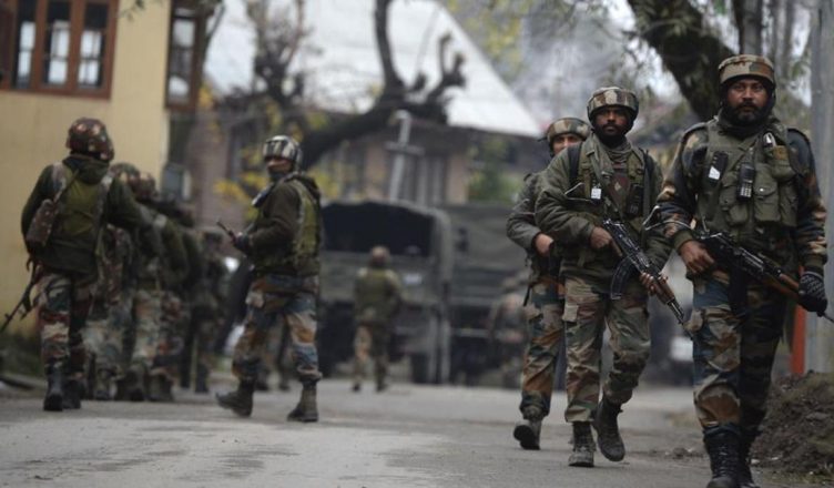 जम्मू एवं कश्मीर: नौशेरा में आतंकवादियों से मुठभेड़, 2 सैनिक शहीद