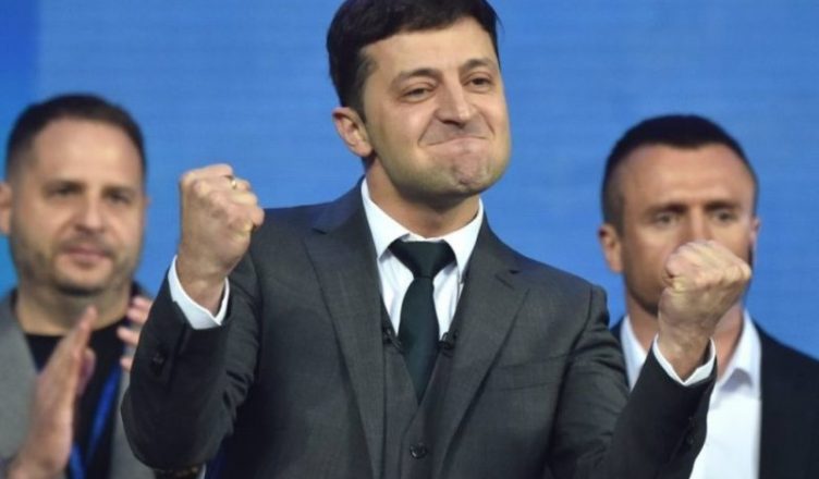यूक्रेन : कभी टीवी शो में निभाया था राष्ट्रपति का किरदार, अब हकीकत में जीत लिया राष्ट्रपति का चुनाव
