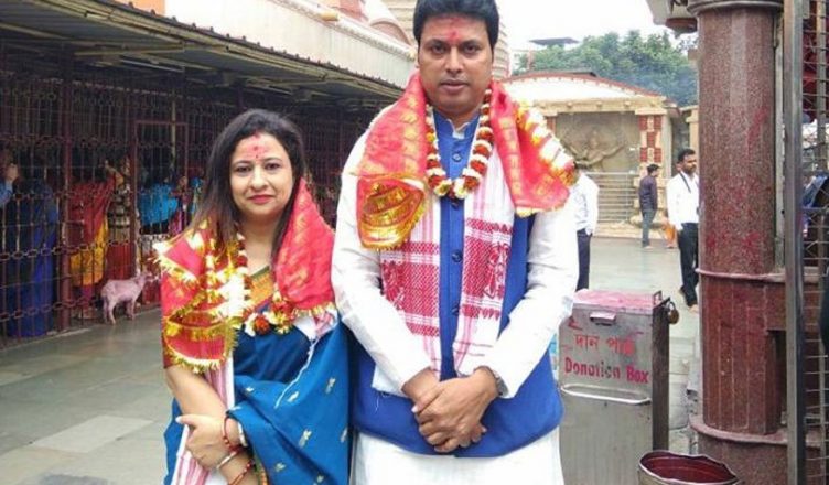 त्रिपुरा के मुख्यमंत्री बिप्लब देब पर पत्नी ने लगाया घरेलू हिंसा का आरोप