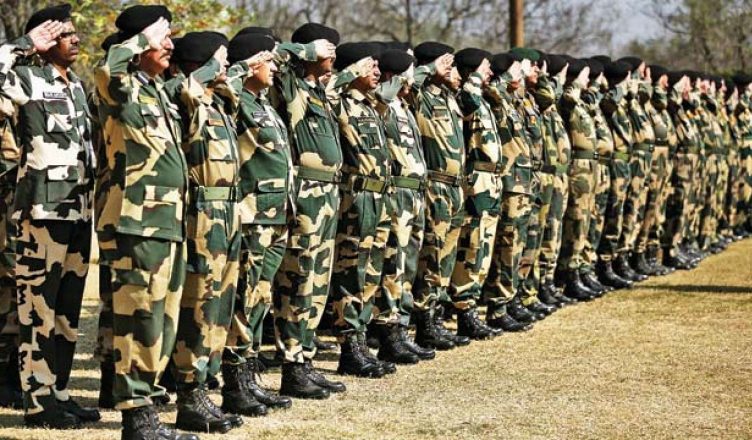 BSF हेड कांस्टेबल: 1072 पदों पर निकली वेकेंसी, 12 जून तक कर सकेंगे आवेदन