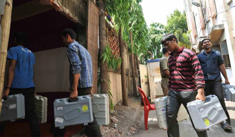 बंगाल के नादिया जिले में चुनाव अधिकारी हुआ लापता, खोज जारी