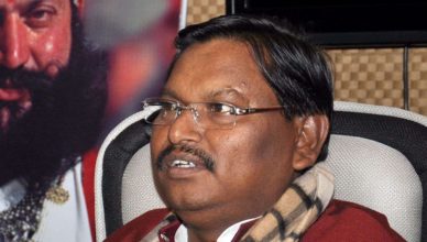 झारखंड : नक्सलियों ने अर्जुन मुंडा का चुनाव कार्यालय उड़ाया