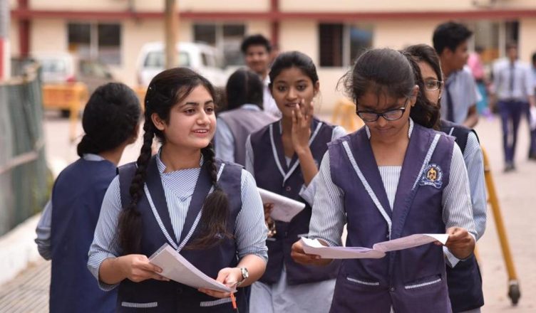 CBSE 10th and 12th compartmental examination will be conducted at homecenter