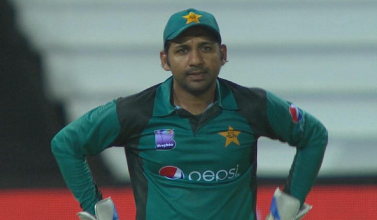 सरफराज की होगी छुट्टी, पाकिस्तान क्रिकेट टीम का नया कप्तान बन सकता है ये खिलाड़ी