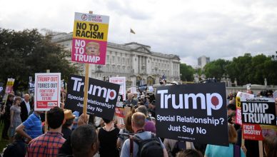 लंदन: विरोध प्रदर्शनों के बीच थेरेसा मे से बातचीत करेंगे डोनाल्ड ट्रंप