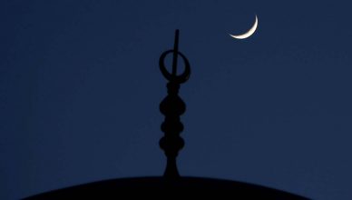 Eid-ul-Fitr Moon Sighting 2019 LIVE: कहाँ-कहाँ चाँद दिखा?