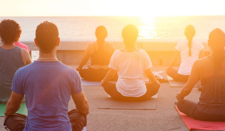 International Yoga Day 2019 : जानें योग दिवस से जुड़ी इन खास बातों को, क्या रहे हैं अबतक के थीम