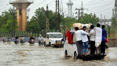 बिहार के इस जिले में इतनी बारिश हुई कि धारा 144 लागू करनी पड़ी है