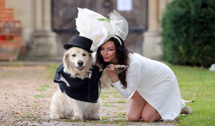 220 पुरुषों को डेट करने के बाद अपने कुत्ते संग शादी रचाएगी यह मॉडल, बताई यह वजह