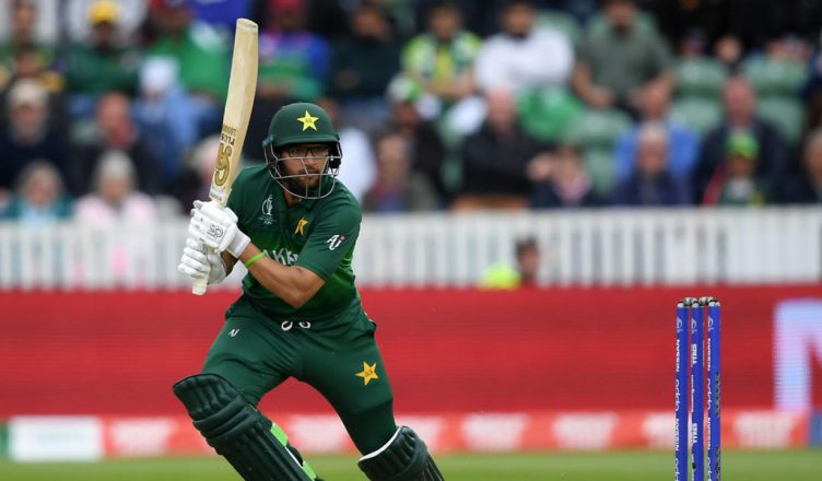 ऑनलाइन स्कैंडल को लेकर पाकिस्तानी क्रिकेटर इमाम उल हक ने मांगी माफी