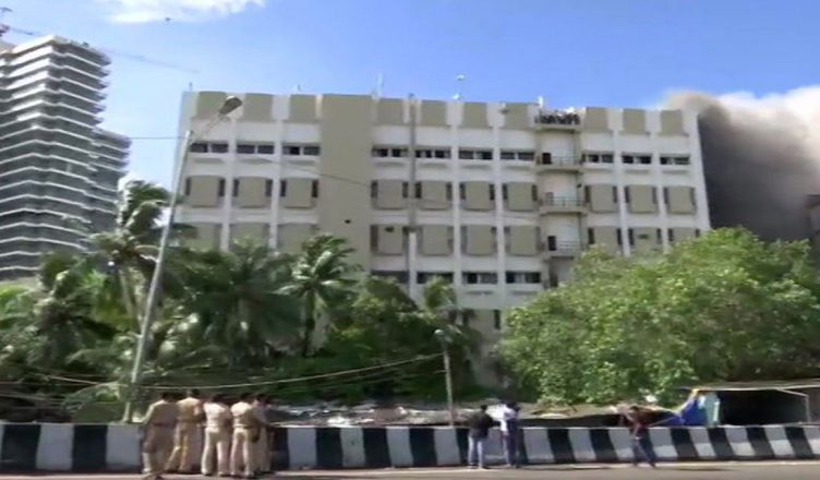 मुंबई: MTNL बिल्डिंग में लगी आग, 100 से अधिक को बचाया गया, राहत और बचाव कार्य जारी