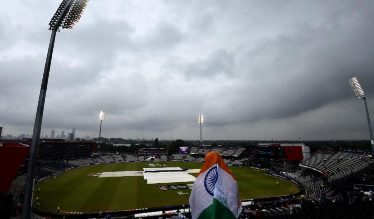 ICC World Cup 2019, India Vs New Zealand Live Updates: बारिश के कारण पूरा नहीं हुआ मैच, अब रिजर्व डे पर खेला जाएगा