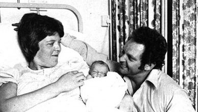 इतिहास में 25 जुलाई- दुनिया के पहली IVF शिशु लुइस ब्राउन का जन्म आज ही के दिन 1978 में इंग्लैंड में हुआ