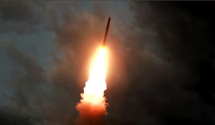 उत्तर कोरिया ने किया कम दूरी की 2 मिसाइलों का परीक्षण
