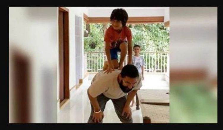 आमिर खान के बेटे ने 'चॉकलेट हांडी' फोड़कर मनाई जन्माष्टमी