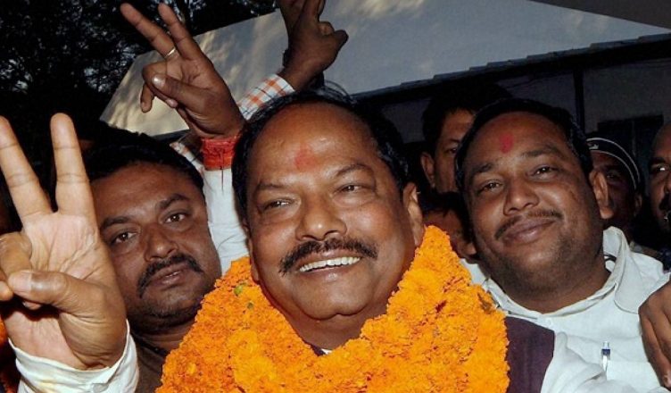 झारखंड चुनावः बीजेपी ने जारी की उम्मीदवारों की पहली लिस्ट, 10 मौजूदा विधायकों का कटा टिकट