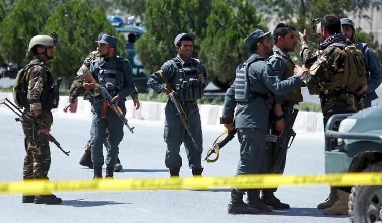 अफगानिस्तान: सरकार ने जारी किया आंकड़ा- हिंसा से पिछले 12 महीनों में मारे गए 3,300 नागरिक