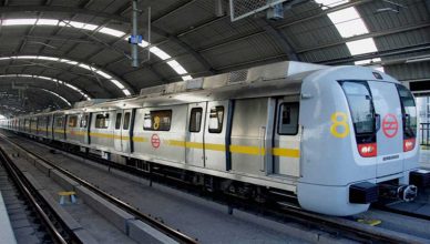Coronavirus effect: दिल्ली मेट्रो ने लागू किये नए नियम, एक सीट छोड़कर बैठें यात्री