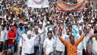 बिहार: 'शिक्षक दिवस' के दिन अपनी मागों को लेकर सड़क पर उतरे हजारों शिक्षक