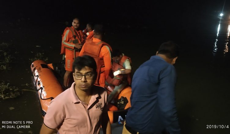 बिहार : कटिहार में बंगाल सीमा के पास महानंदा नदी में नाव डूबी, 60 लोग थे सवार, 5 शव बरामद