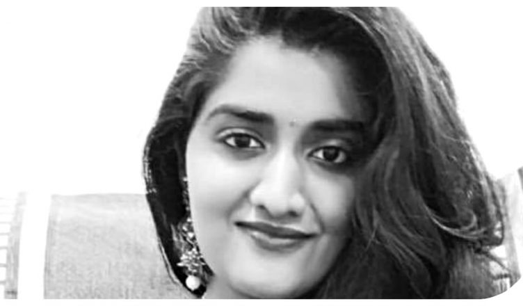 हैदराबाद: ड्यूटी से लौट रही लेडी डॉक्टर की स्कूटी रास्ते में हुई खराब, सुबह मिली जली हुई बॉडी