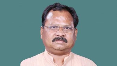 Jharkhand Results: एक साल में दूसरी बार चुनाव हारे बीजेपी प्रदेश अध्यक्ष लक्ष्मण गिलुआ