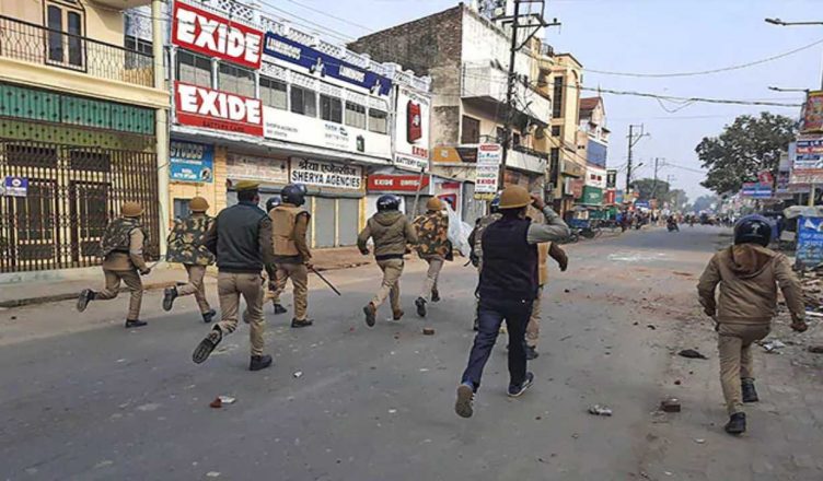 Anti-CAA protests: रामपुर में 15 प्रदर्शनकारियों को मिली जमानत, सबूत देने में नाकाम रही पुलिस