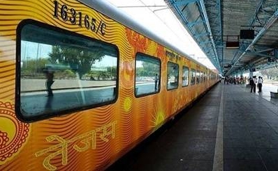 Schedule for private trains going from Gorakhpur to Mumbai and Bengaluru
