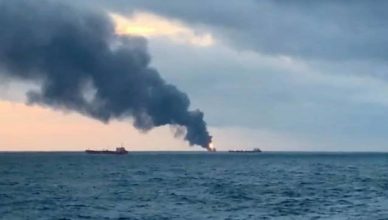 संयुक्त अरब अमीरात तट पर टैंकर में लगी आग, 2 भारतीय नाविकों की मौत