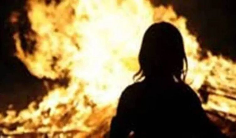 महाराष्ट्र: वर्धा में जलाई गई लेक्चरर ने दम तोड़ा, सिरफिरे ने किया था आग के हवाले