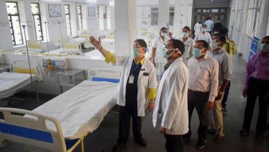 Coronavirus in Bihar: भागलपुर में कोरोना विस्फोट, डीएम के बाद अब प्रभारी भी कोरोना पॉजिटिव, कई पदाधिकारी हुए संक्रमित