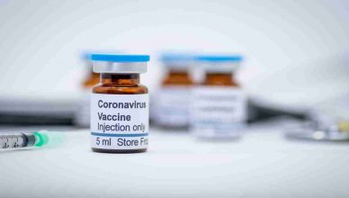 America: कोरोना टीके को लेकर लापरवाही विस्कोन्सिन अस्पताल का कर्मी गिरफ्तार, खुराक को बर्बाद करने का लगा आरोप