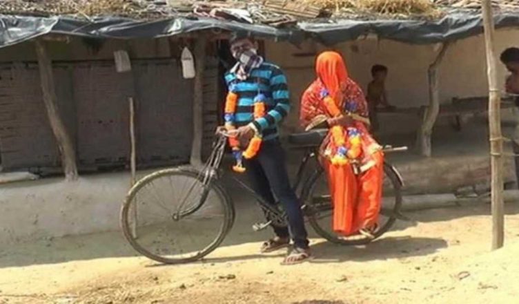 UP: शादी के जुनून में 90 KM साइकिल चलाकर दूल्हा विदा करा लाया दुल्हन