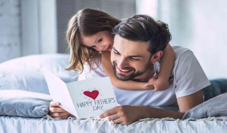 Happy Fathers Day 2020 Wishes Quotes, Messages: इन खूबसूरत संदेशों के जरिए दें पिता को फादर्स डे की बधाई
