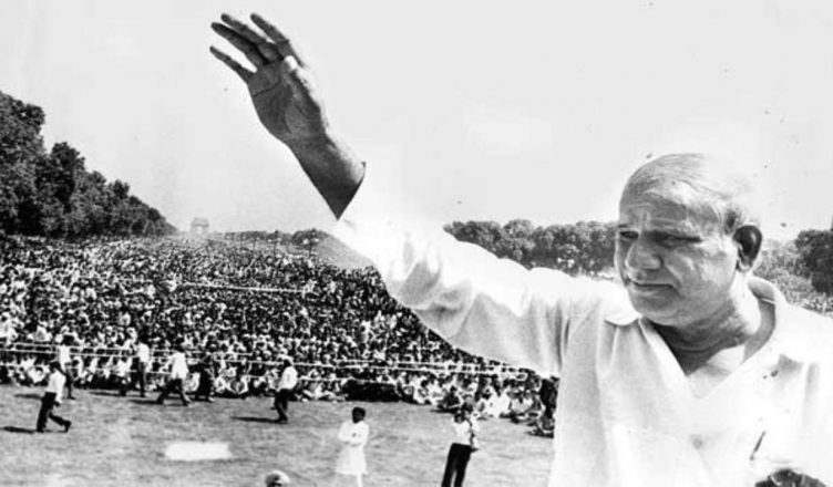Kanshi Ram Death Anniversary: वो नेता जिसने दलितों के लिए सत्ता की राह आसान कर दी